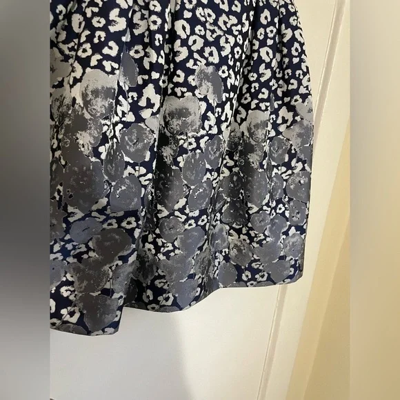 Belle Badgley Mischka Floral Pleated‎ Back Zipped Flare Dress size 4 - Picture 4 of 8